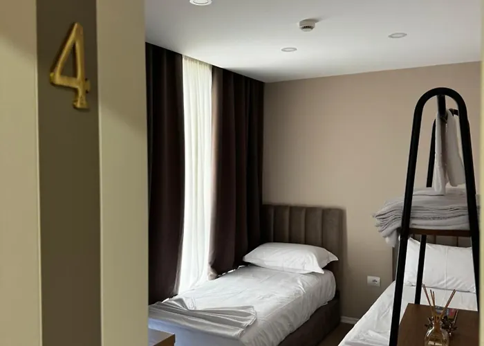 Rora Aparthotel Yzberishti