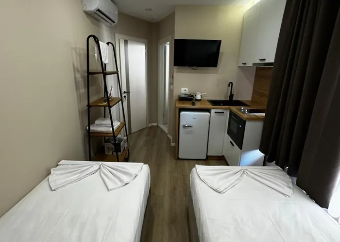 Rora Aparthotel Yzberishti